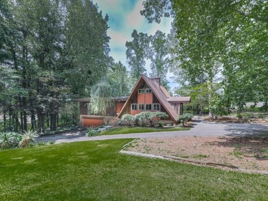 Golf Course Living with Endless Possibilities!

Wake up to on Pinetree Country Club in Georgia - for sale on GolfHomes.com, golf home, golf lot
