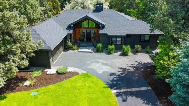 Beautifully updated single-story custom home on the 13th tee box on Eagle Crest Golf Resort - Resort Course in Oregon - for sale on GolfHomes.com, golf home, golf lot