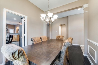 This 1 story home offers a harmonious blend of cozy and comfort on Stewart Peninsula Golf Course in Texas - for sale on GolfHomes.com, golf home, golf lot
