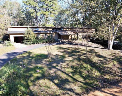 Come take a look at this Gem. 5 minutes or less from DeGray Lake on De Gray State Park Golf Course in Arkansas - for sale on GolfHomes.com, golf home, golf lot