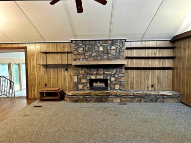 Come take a look at this Gem. 5 minutes or less from DeGray Lake on De Gray State Park Golf Course in Arkansas - for sale on GolfHomes.com, golf home, golf lot