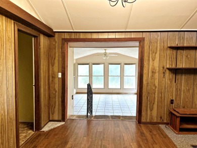 Come take a look at this Gem. 5 minutes or less from DeGray Lake on De Gray State Park Golf Course in Arkansas - for sale on GolfHomes.com, golf home, golf lot