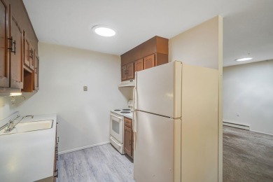2 Bedroom Condo In The Wonderful, Active & Popular Senior Living on Leisure Village Golf Course in New York - for sale on GolfHomes.com, golf home, golf lot