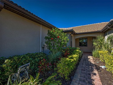 This beautifully maintained *SEAGROVE* villa is ideally located on Sarasota National Golf Club in Florida - for sale on GolfHomes.com, golf home, golf lot