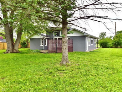 SINGLE FAMILY HOME plus GUEST COTTAGE HOUSE.  Discover the on Cattails Golf Course in Indiana - for sale on GolfHomes.com, golf home, golf lot