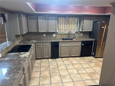 Beautiful Spacious Home Nestled on a Cul-de-sac in Calallen! on River Hills Country Club in Texas - for sale on GolfHomes.com, golf home, golf lot