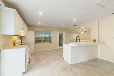 Welcome home!

This 3-bedroom, 2-bathroom home with a 1-car on Zephyrhills Municipal Golf Course in Florida - for sale on GolfHomes.com, golf home, golf lot