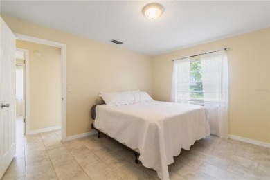 Welcome home!

This 3-bedroom, 2-bathroom home with a 1-car on Zephyrhills Municipal Golf Course in Florida - for sale on GolfHomes.com, golf home, golf lot