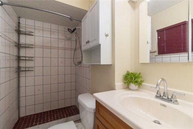 Welcome home!

This 3-bedroom, 2-bathroom home with a 1-car on Zephyrhills Municipal Golf Course in Florida - for sale on GolfHomes.com, golf home, golf lot