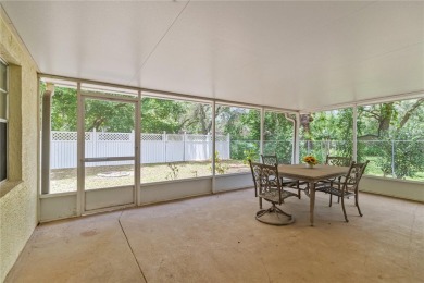 Welcome home!

This 3-bedroom, 2-bathroom home with a 1-car on Zephyrhills Municipal Golf Course in Florida - for sale on GolfHomes.com, golf home, golf lot