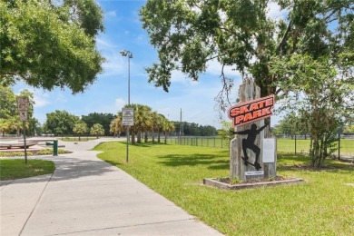 Welcome home!

This 3-bedroom, 2-bathroom home with a 1-car on Zephyrhills Municipal Golf Course in Florida - for sale on GolfHomes.com, golf home, golf lot