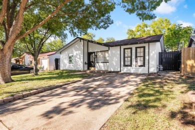 Cozy, nice and recently remodeled home ready for new owners; on Prairie Lakes Golf Club in Texas - for sale on GolfHomes.com, golf home, golf lot