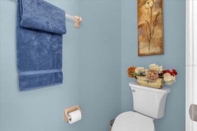 Welcome to this beautifully updated and meticulously maintained on Kings Ridge Golf Club in Florida - for sale on GolfHomes.com, golf home, golf lot