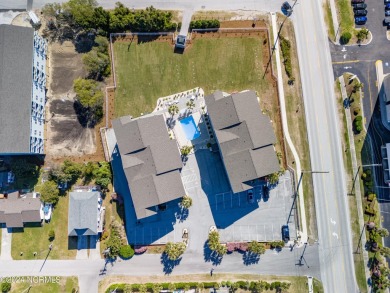 Beautifully upgraded 2 bedroom / 2 bath unit with a bonus room on The Country Club of the Crystal Coast in North Carolina - for sale on GolfHomes.com, golf home, golf lot