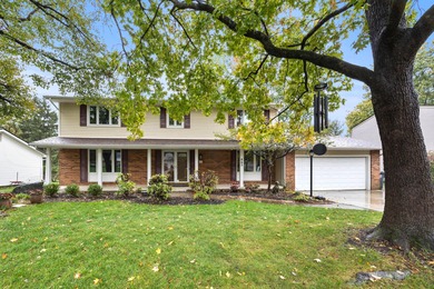 Welcome to 865 Colony Way located in the desirable Worthington on Worthington Hills Country Club in Ohio - for sale on GolfHomes.com, golf home, golf lot