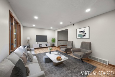 Welcome to 865 Colony Way located in the desirable Worthington on Worthington Hills Country Club in Ohio - for sale on GolfHomes.com, golf home, golf lot