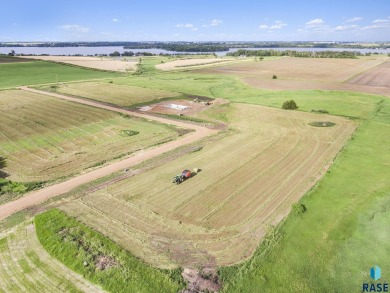 Peaceful country living, open views, no back yard neighbors and on Madison Golf and Country Club in South Dakota - for sale on GolfHomes.com, golf home, golf lot