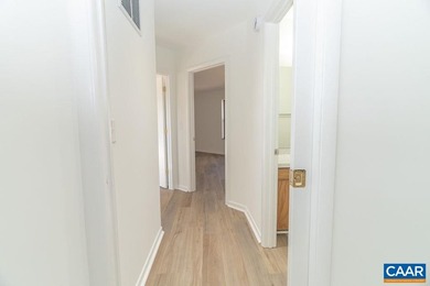 Discover this exceptionally rare 4 bedroom contemporary townhome on Meadowcreek Golf Course in Virginia - for sale on GolfHomes.com, golf home, golf lot