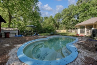 *$2000 landscaping allowance to the buyer* Nestled in the heart on Hide-A-Way Lake Golf Course in Texas - for sale on GolfHomes.com, golf home, golf lot