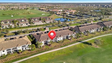 This charming two-bedroom, two-bathroom den home is situated in on Lakewood National Golf Club in Florida - for sale on GolfHomes.com, golf home, golf lot