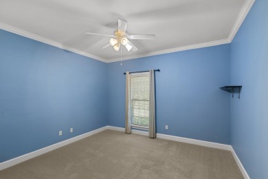 This lovely traditional home has a traditional floor plan design on Highland Oaks Golf Course in Alabama - for sale on GolfHomes.com, golf home, golf lot