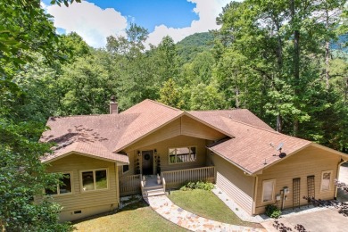 Highlands sophistication at a Franklin, NC pricepoint! This chic on Mill Creek Country Club in North Carolina - for sale on GolfHomes.com, golf home, golf lot