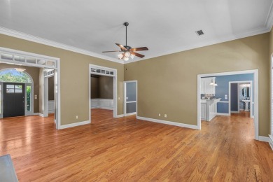 This lovely traditional home has a traditional floor plan design on Highland Oaks Golf Course in Alabama - for sale on GolfHomes.com, golf home, golf lot