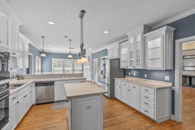 This lovely traditional home has a traditional floor plan design on Highland Oaks Golf Course in Alabama - for sale on GolfHomes.com, golf home, golf lot