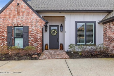 The Villas of Bridgewater in Lake Caroline 4 Bedrooms | 3 on Lake Caroline Golf Club in Mississippi - for sale on GolfHomes.com, golf home, golf lot