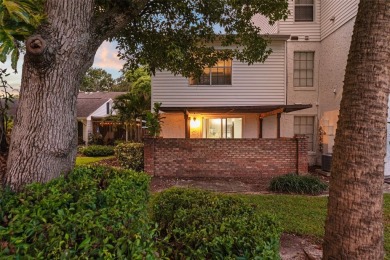 **This house comes with a REDUCED RATE through the seller's on Dubsdread Golf Course in Florida - for sale on GolfHomes.com, golf home, golf lot