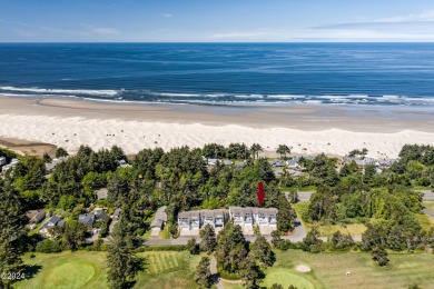 Discover the easy, coastal lifestyle at this lovely 2 story on Agate Beach Golf Course in Oregon - for sale on GolfHomes.com, golf home, golf lot