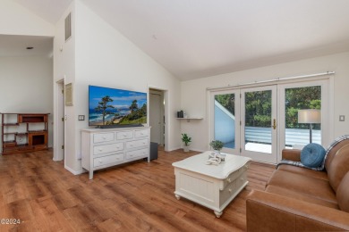 Discover the easy, coastal lifestyle at this lovely 2 story on Agate Beach Golf Course in Oregon - for sale on GolfHomes.com, golf home, golf lot