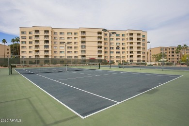 Rarely available 1709 SqFt split floor plan with 2 primary on Scottsdale Shadows in Arizona - for sale on GolfHomes.com, golf home, golf lot