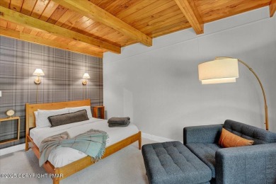 Step into this 3-bedroom, 2-bath Lake Harmony home showcasing on Split Rock Resort and Country Club in Pennsylvania - for sale on GolfHomes.com, golf home, golf lot