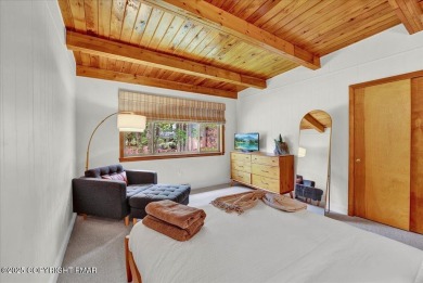 Step into this 3-bedroom, 2-bath Lake Harmony home showcasing on Split Rock Resort and Country Club in Pennsylvania - for sale on GolfHomes.com, golf home, golf lot