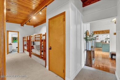 Step into this 3-bedroom, 2-bath Lake Harmony home showcasing on Split Rock Resort and Country Club in Pennsylvania - for sale on GolfHomes.com, golf home, golf lot