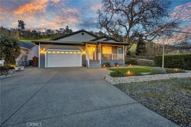 STAYCATION! This single level 3 bed / 2 bath home has 1,627 SF on  in California - for sale on GolfHomes.com, golf home, golf lot