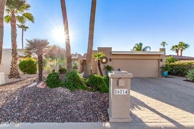 BREATHTAKING GOLF COURSE & WATER VIEWS await! Walk up the on Cottonwood Country Club in Arizona - for sale on GolfHomes.com, golf home, golf lot