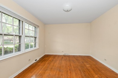 MULTIPLE OFFERS RECEIVED. HIGHEST AND BEST IS DUE MONDAY, June 2 on Coyote Run Golf Course in Illinois - for sale on GolfHomes.com, golf home, golf lot