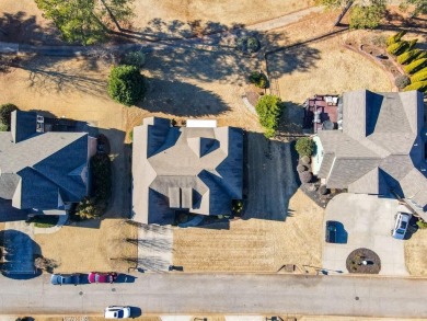 IMMACULATE custom-built 4 bedroom/3.5 bathroom home overlooking on Woodfin Ridge Golf Club in South Carolina - for sale on GolfHomes.com, golf home, golf lot