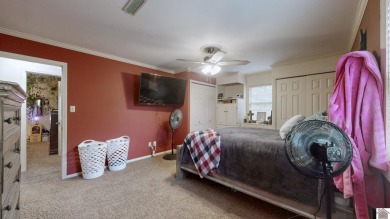 WELCOME TO COUNTRY CLUB ESTATES! This STUNNING 4 BEDROOM, 4 BATH on  in Kentucky - for sale on GolfHomes.com, golf home, golf lot