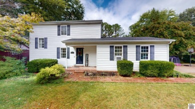 WELCOME TO COUNTRY CLUB ESTATES! This STUNNING 4 BEDROOM, 4 BATH on  in Kentucky - for sale on GolfHomes.com, golf home, golf lot