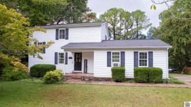 WELCOME TO COUNTRY CLUB ESTATES! This STUNNING 4 BEDROOM, 4 BATH on  in Kentucky - for sale on GolfHomes.com, golf home, golf lot