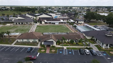 Under contract-accepting backup offers. Welcome to your private on Sandpiper Golf Club in Florida - for sale on GolfHomes.com, golf home, golf lot