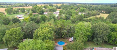 WELCOME TO COUNTRY CLUB ESTATES! This STUNNING 4 BEDROOM, 4 BATH on  in Kentucky - for sale on GolfHomes.com, golf home, golf lot