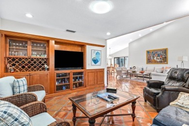 This spacious 2,494 square foot villa offers sweeping golf on Hunters Run Golf and Country Club in Florida - for sale on GolfHomes.com, golf home, golf lot