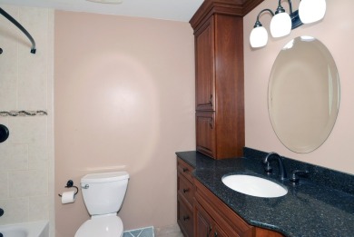 You will be impressed by the welcome this home provides for you on Twin Lakes Golf Course in Illinois - for sale on GolfHomes.com, golf home, golf lot