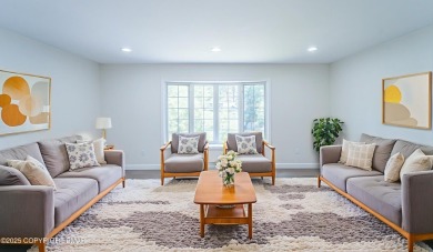ULTRA MODERN RENOVATED COLONIAL Tastefully Renovated 4BR 3 Full on Pocono Farms Country Club in Pennsylvania - for sale on GolfHomes.com, golf home, golf lot