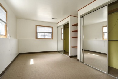 You will be impressed by the welcome this home provides for you on Twin Lakes Golf Course in Illinois - for sale on GolfHomes.com, golf home, golf lot