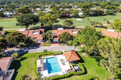 This spacious 2,494 square foot villa offers sweeping golf on Hunters Run Golf and Country Club in Florida - for sale on GolfHomes.com, golf home, golf lot